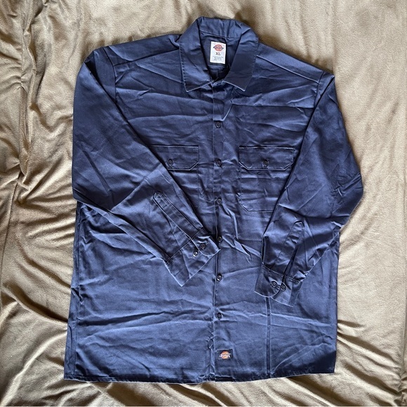 *NWOT* Men’s Dickies Navy Blue Work Wear Button-Up Shirt - Picture 1 of 8